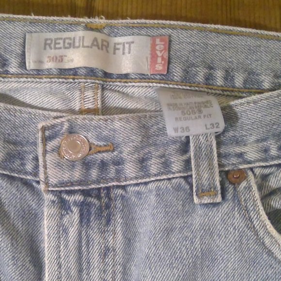 Levi's Regular Fit 505's - Picture 2 of 4